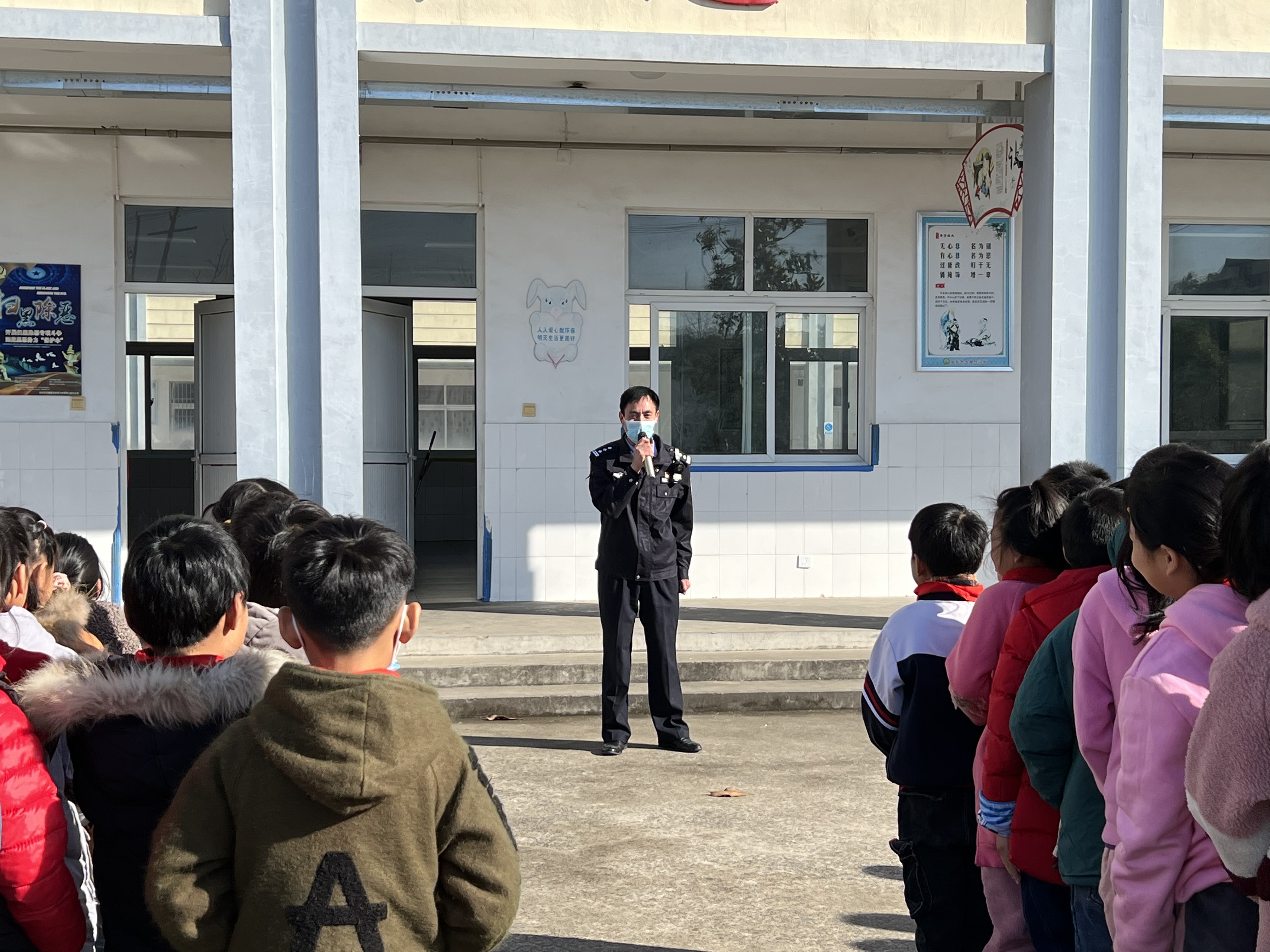 讲座(1).jpg